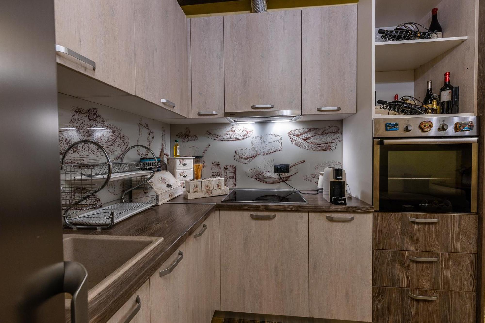 Luxury House Lotos Apartment Golubovci Bagian luar foto